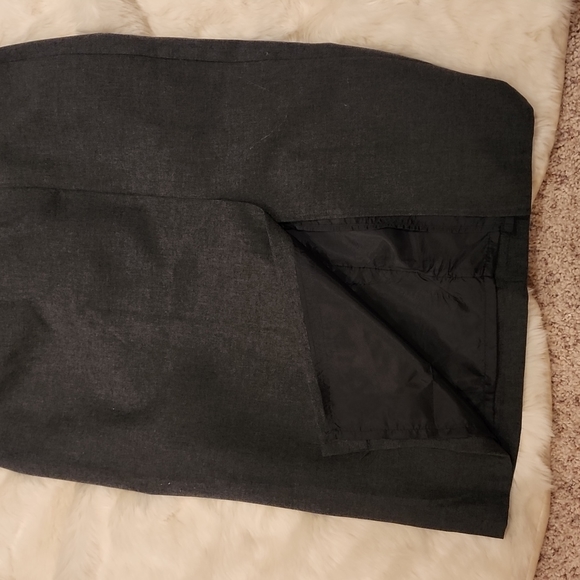 Charcoal Grey Flannel Skirt - Picture 3 of 5